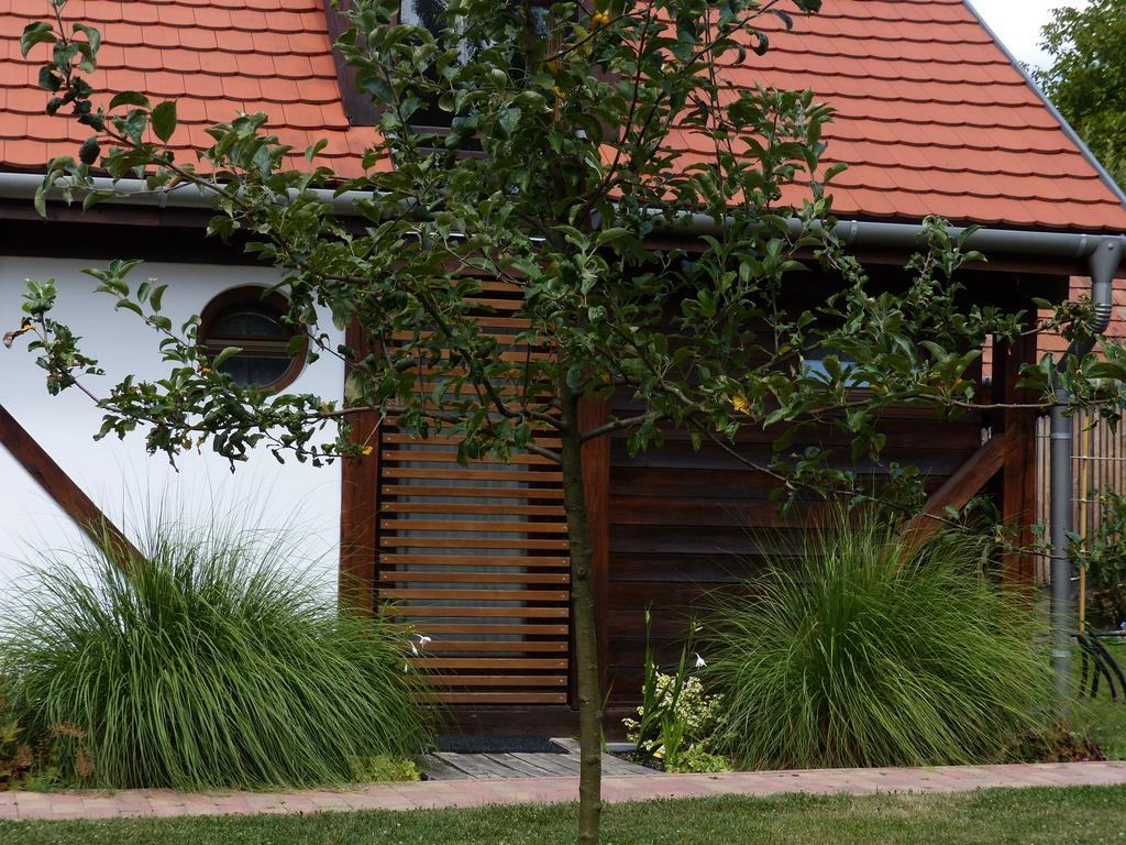 Fruktárium vendégház Trizs Exterior foto